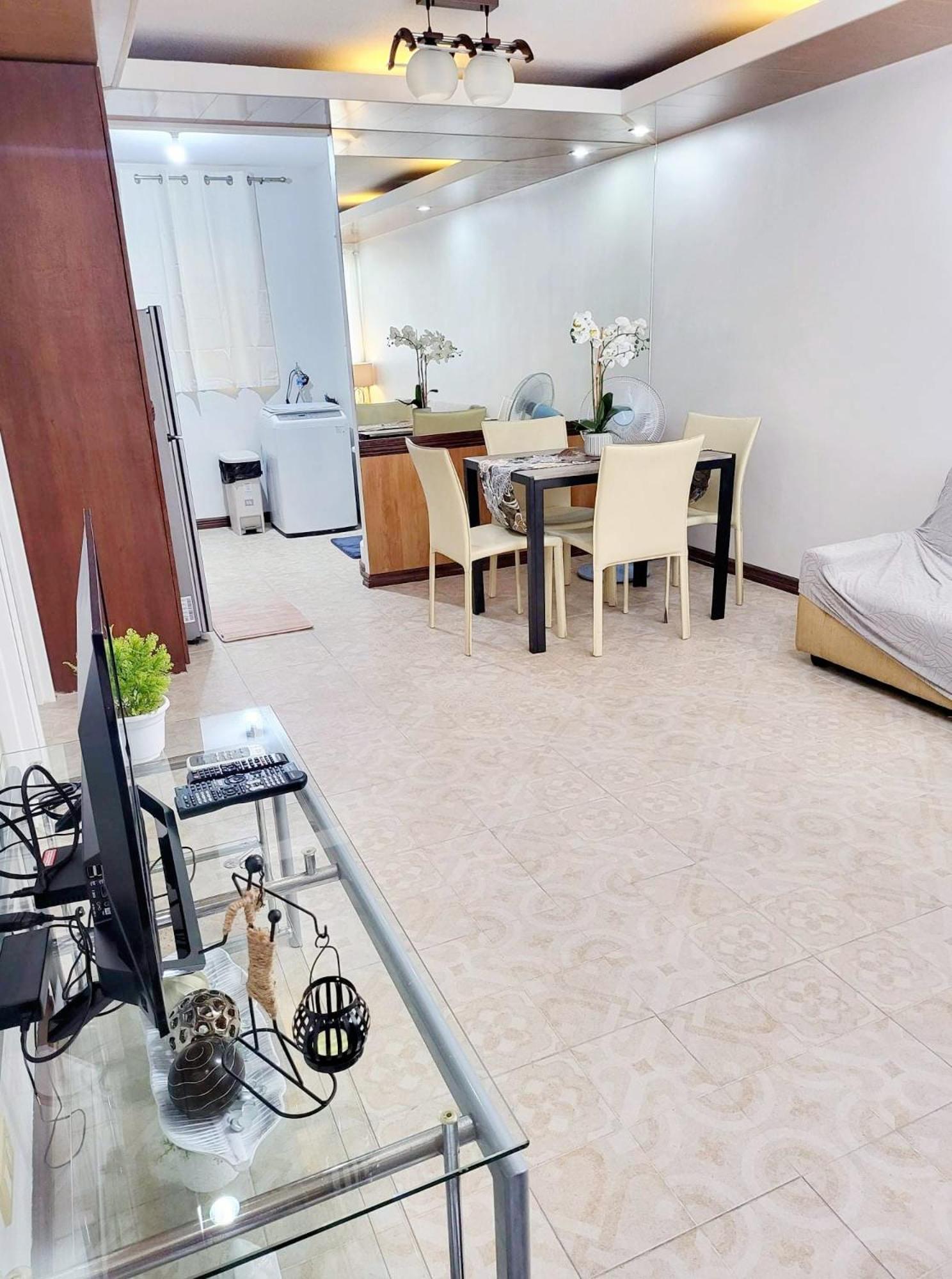 Cozy 2Br With Free Pool Beside Sm City Mall Davao ภายนอก รูปภาพ